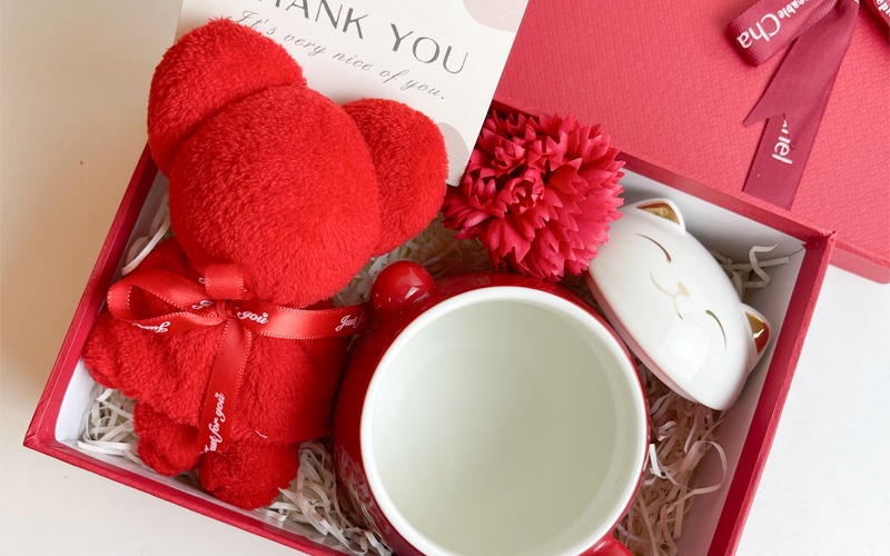 Set quà tốt nghiệp cho nàng – Gửi lời chúc nhẹ nhàng cho một chặng đường mới