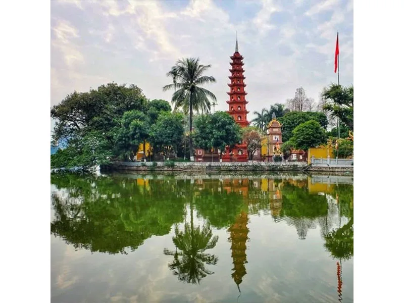 Mall.Kayla.Vn