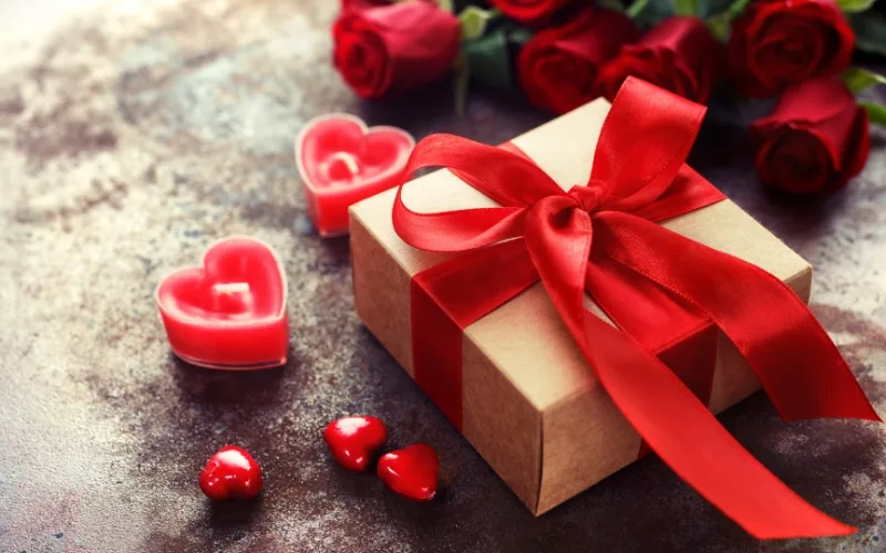 Tổ chức bữa tối lãng mạn tại nhà với món ăn chồng thích