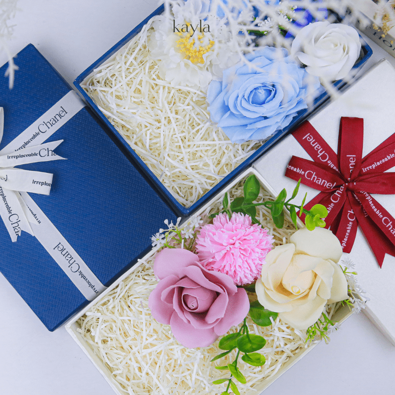 Hộp Quà Chữ Nhật Phối Hoa