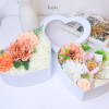 Hop Qua Tim Mix Hoa Trang Nha