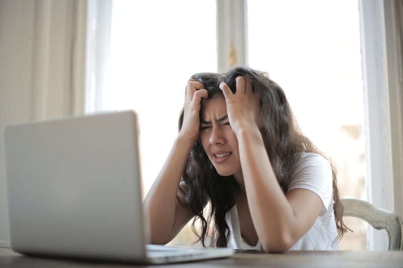 Tác dụng của tinh dầu giảm lo âu tuổi trung niên Tác dụng của tinh dầu giảm lo âu tuổi trung niên