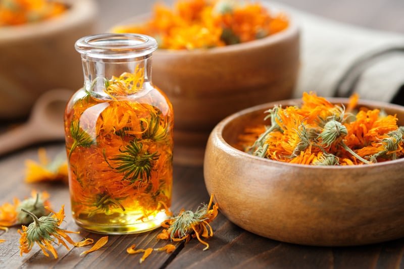 Các loại tinh dầu phổ biến cho thư giãn Các loại tinh dầu phổ biến cho thư giãn