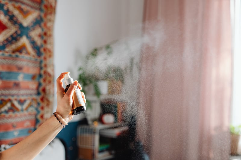 Các thành phần an toàn cho da trong xịt thơm phòng thiên nhiên Các thành phần an toàn cho da trong xịt thơm phòng thiên nhiên