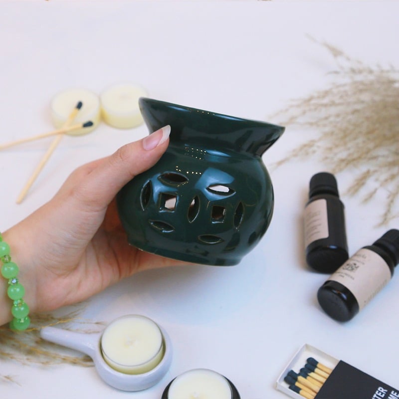 Đèn Sứ Xanh Xông Tinh Dầu Dùng Nến Tealight