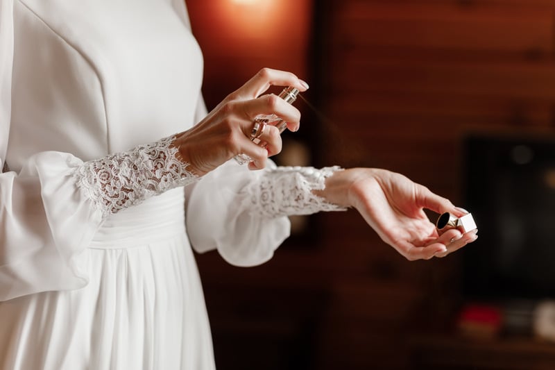 Những lưu ý khi mua nước hoa làm quà tặng Những lưu ý khi mua nước hoa làm quà tặng