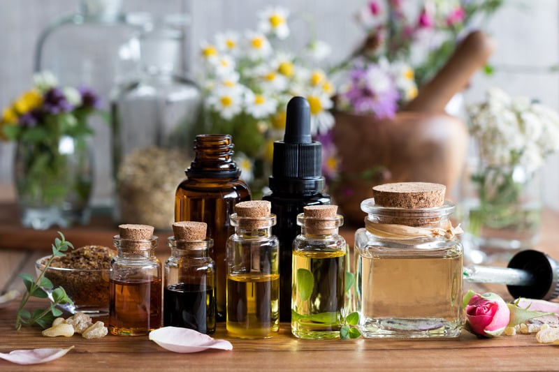 Hướng dẫn cách xông tinh dầu an toàn trong phòng ngủ cho bé