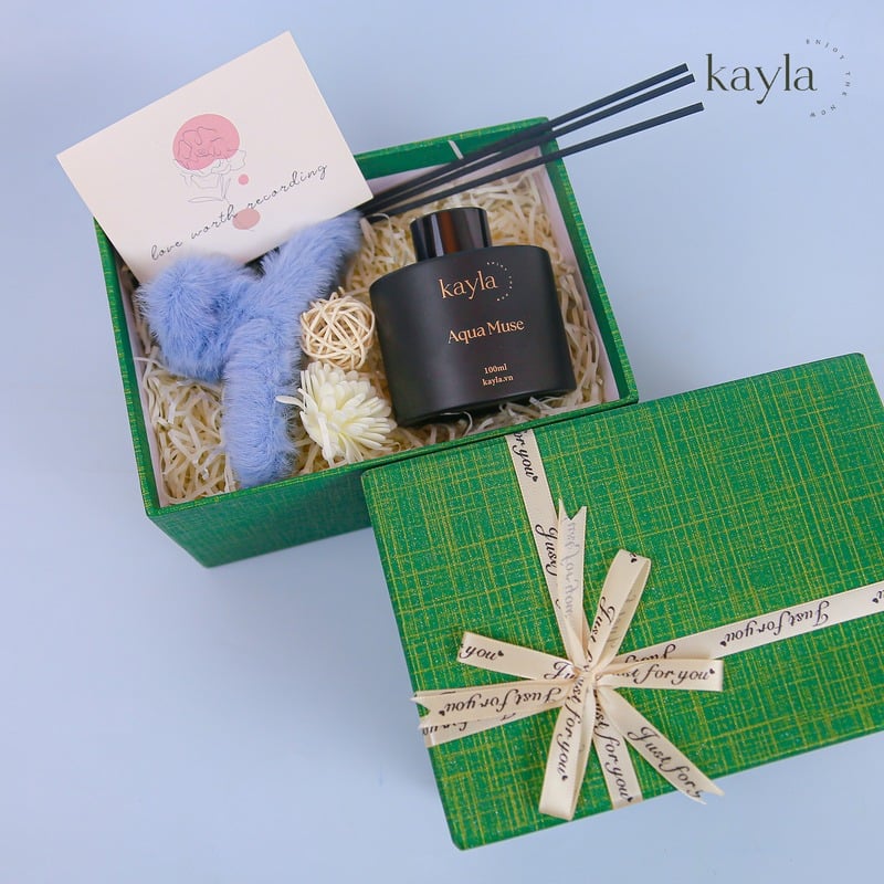 Set Xanh Mát Dịu Tặng Cô Gái Nhẹ Nhàng