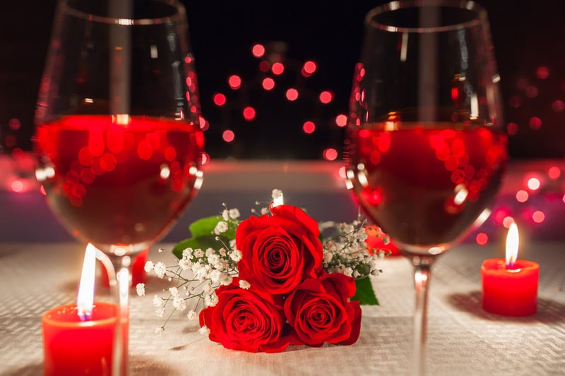 Top địa điểm hẹn hò ở Sài Gòn về đêm