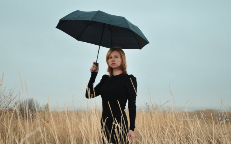 Cách sử dụng Tarot để nhận diện và xoa dịu nỗi cô đơn Cách sử dụng Tarot để nhận diện và xoa dịu nỗi cô đơn