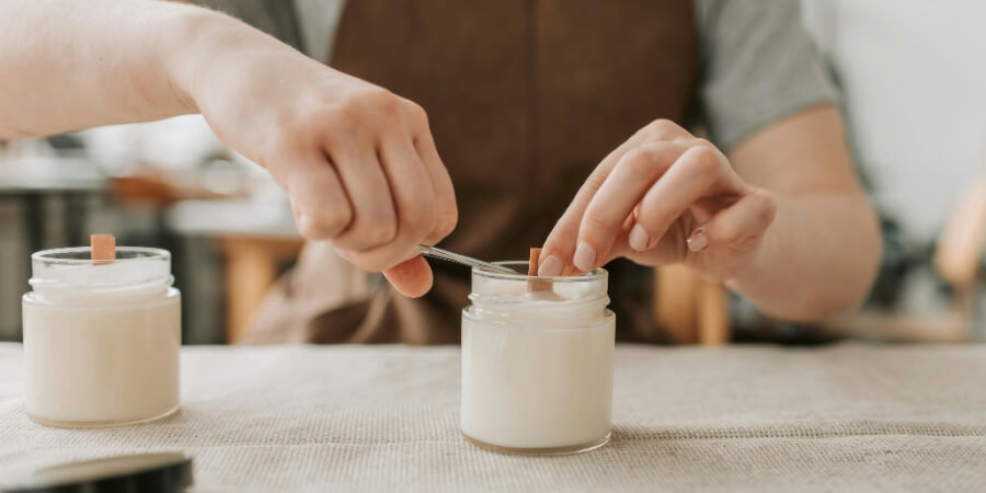 cách làm nến thơm từ sáp ong