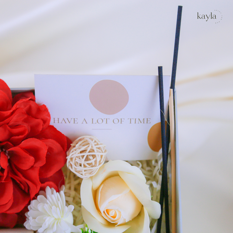 Set Quà Tinh Dầu Nến Thơm Aurora Bloom