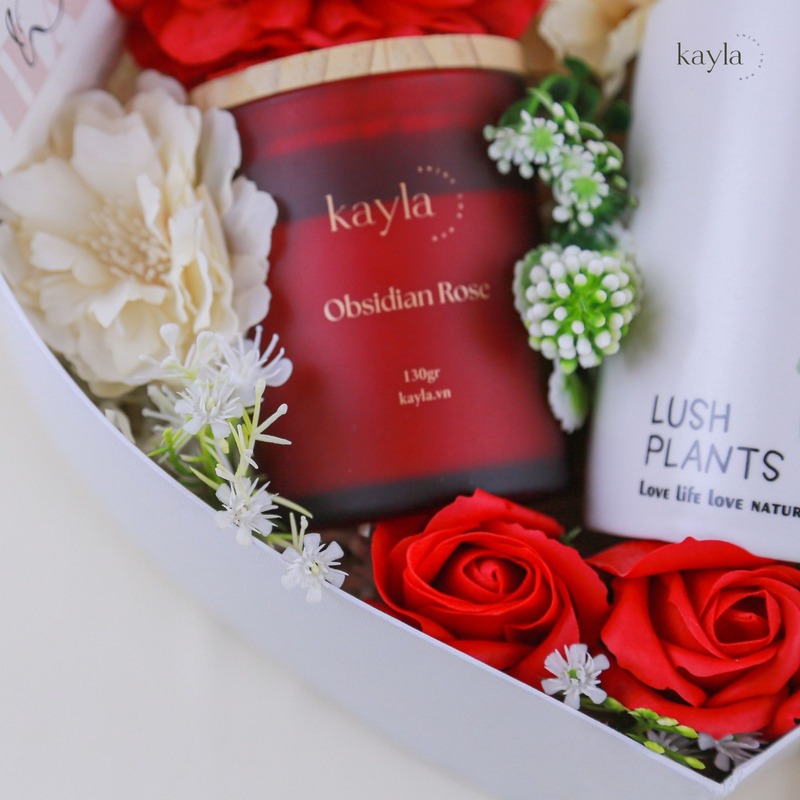 Set Quà Tặng Nến Obsidian Rose Love Garden Mix Ly Sứ