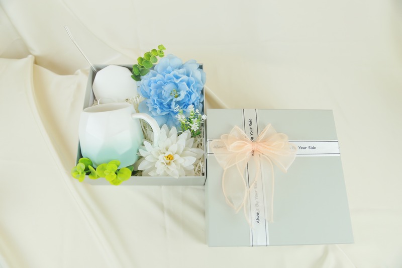 Set Quà Tặng Ly Sứ Đám Mây Dễ Thương